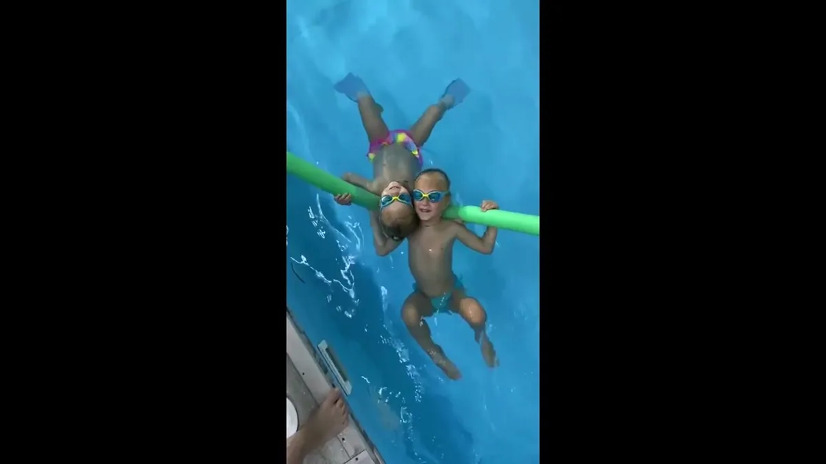 Филиал сети Happy Swimming - Пузыри на ул. Жмайлова, 4/12 — фото 3