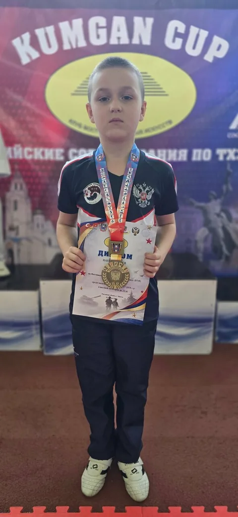 Новое поколение на просп. Маршала Жукова — фото 3